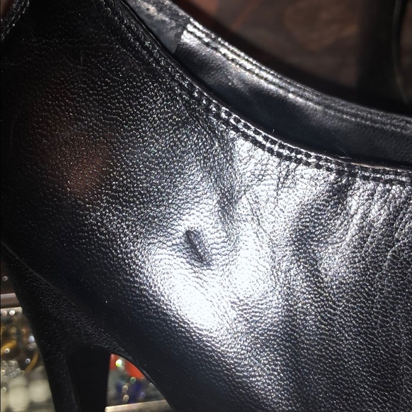 Comfy, Sexy dress up or down heels - Picture 6 of 7